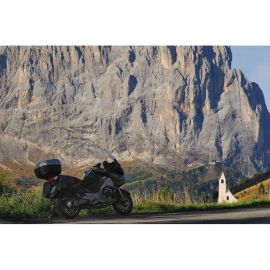 Dolomites, lakes and Italian peaks, motorcycle tour : 8 to 11 days